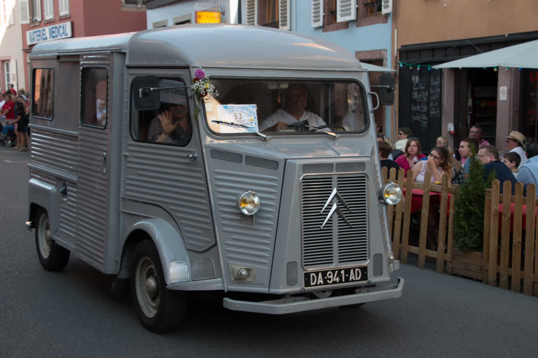 Elsass_Selestat_Corso_Fleuri_August_2016_23