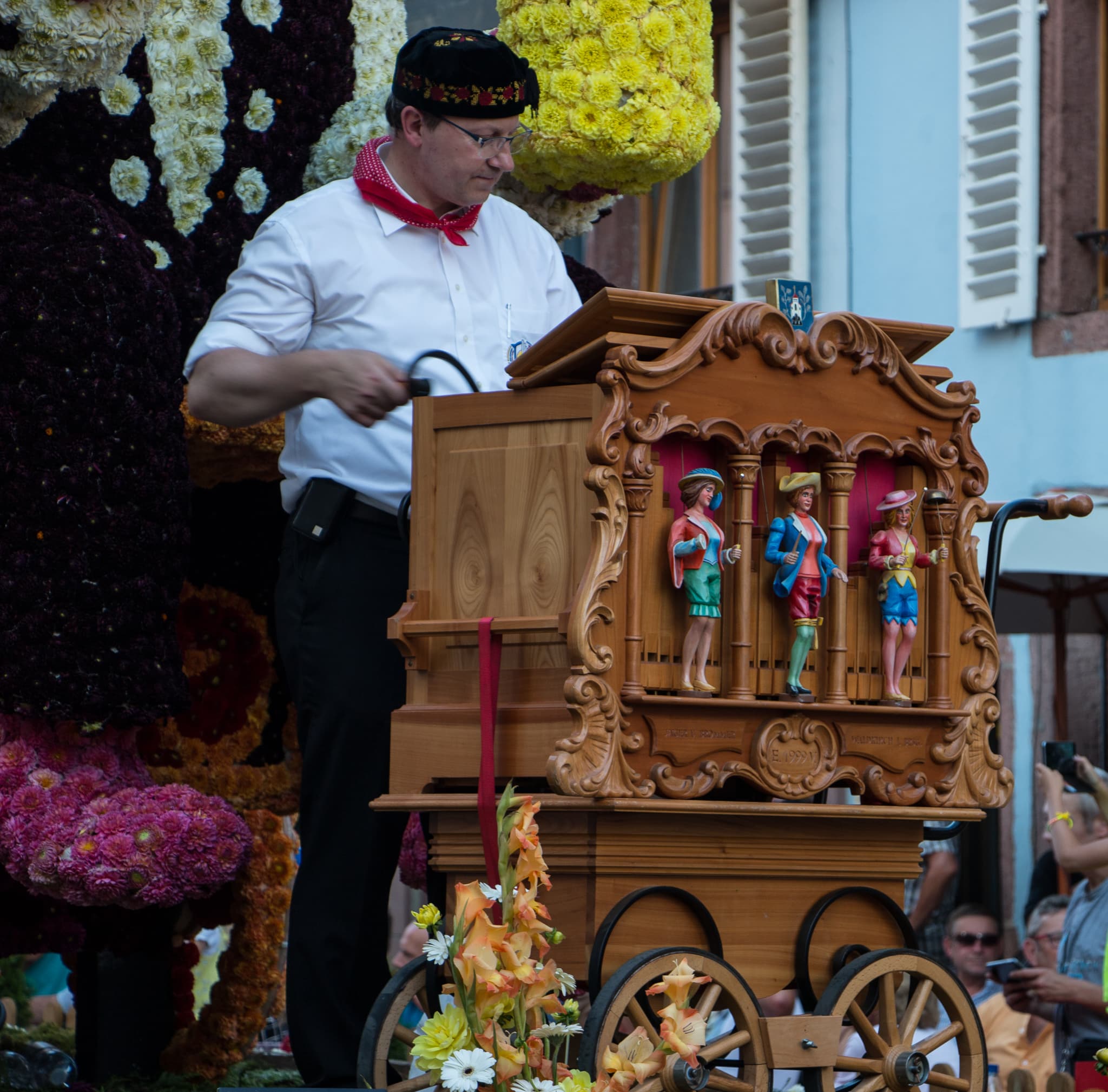 Elsass_Selestat_Corso_Fleuri_August_2016_31
